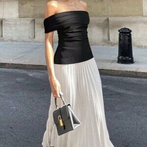 Black and White Elegant Women's Summer Black & White Off-Shoulder Pleated Dress
